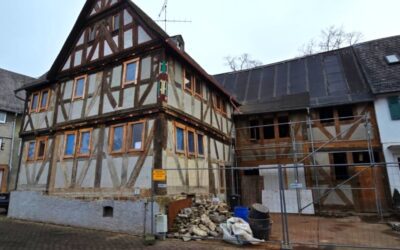 Heimathaus – Nebengebäude sucht Fensterpaten